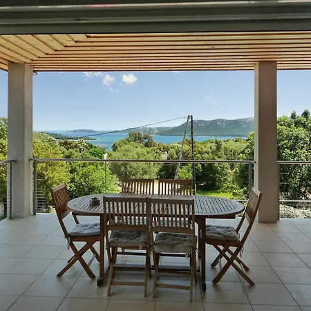Stunning Porto-vecchio House With 3 Bedrooms, Pool, Garden And Sea Vie